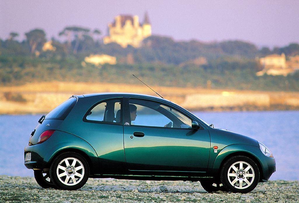 Ford Ka 2003 02.jpg